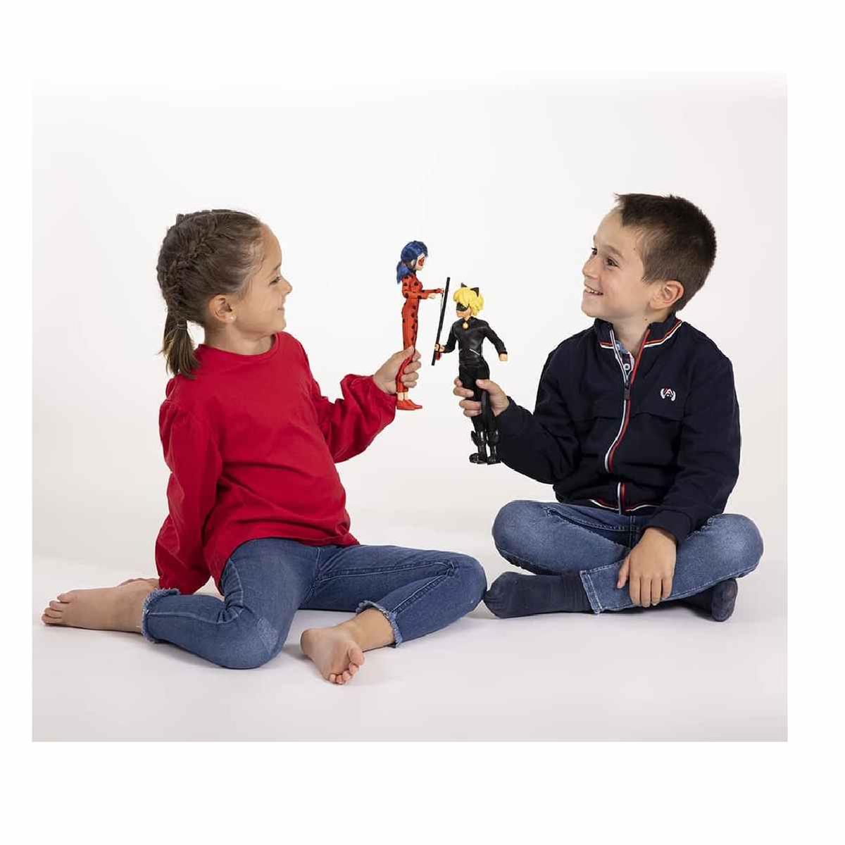 Ladybug - 2-pack of Ladybug and Cat Noir dolls